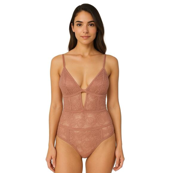 DYNAMIC Pink Lace Bodysuit Shear Cut Out Playsuit Boudoir Lingerie One Size - Picture 1 of 10